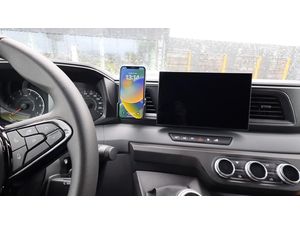 Brodit ProClip Renault Master 25-26, na střed