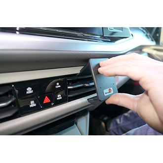 Brodit ProClip montážní konzole pro Volkswagen Multivan T7 22-24, na střed