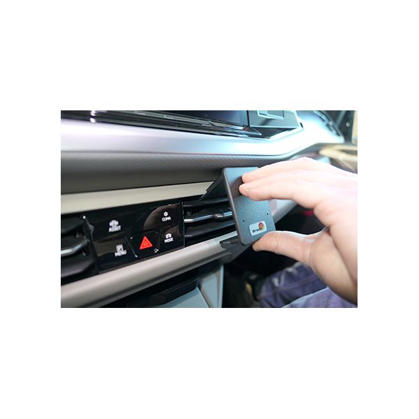 Brodit ProClip montážní konzole pro Volkswagen Multivan T7 22-24, na střed
