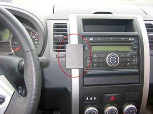 Brodit ProClip montážní konzole pro Nissan X-Trail 08-13 (ne pro vozy s navigací), na střed