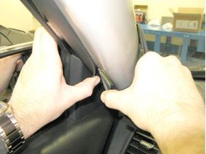 Brodit ProClip montážní konzole pro Kia Soul 09-13, vlevo na sloupek