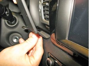 Brodit ProClip montážní konzole pro Kia Niro 17-19, na střed