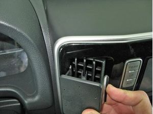 Brodit Монтажна скоба ProClip за Nissan NV200 15-23, централна лява