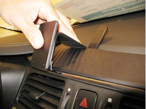 Brodit ProClip montážní konzole pro Renault Kadjar 16-22, na střed