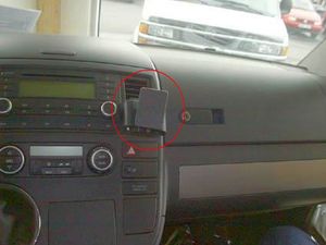 Brodit ProClip montážní konzole pro Volkswagen Multivan 03-09, na střed vpravo