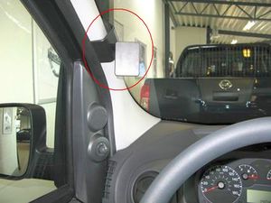 Brodit ProClip pro Peugeot Bipper/Citroen Nemo/Fiat Qubo/Fiorino 08-21, vlevo na sloupek