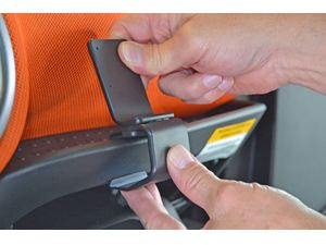 Brodit ProClip rögzítőkonzol a Smart ForTwo 15-21 készülékhez, jobb középen