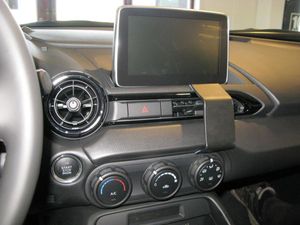 Brodit Монтажна скоба ProClip за Mazda MX-5/Miata 16-24, по средата