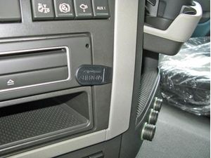 Brodit ProClip Halterung für Volvo FM 14-20, Mitte rechts