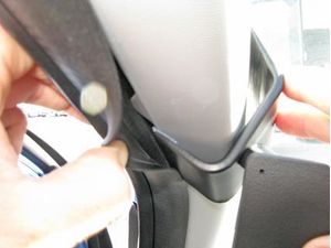Brodit ProClip montážní konzole pro Opel Karl 16-20, vlevo na sloupek