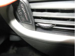 Brodit ProClip Halterung für Peugeot iOn 10-17, i-MiEV 10-17, C-Zero 10-17, auf Mitte