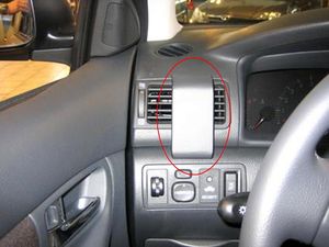 Brodit ProClip montážní konzole pro Toyota Corolla 02-07, vlevo