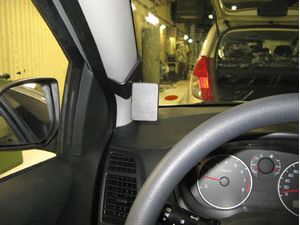 Brodit Монтажна скоба ProClip за Hyundai i20 09-14, отляво на колоната