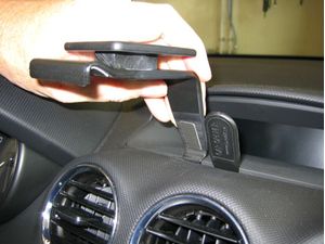 Brodit ProClip montážní konzole pro Peugeot 308 08-14, na střed