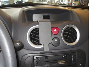 Brodit ProClip montážní konzole pro Citroen C2/C3/Pluriel 06-09, na střed vlevo