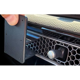 Brodit ProClip pro Honda Civic 22-24, vlevo na mřížku ventilace