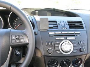 Brodit Монтажна скоба ProClip за Mazda 3 10-13, в центъра