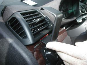 Brodit ProClip montážní konzole pro BMW 316-330/M3 E46 98-04, Compact 01-07, vlevo