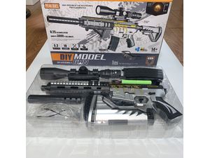 Sunny Blaster HK416D, vízzselés BB támadó puska tartozékokkal, fekete és ezüst színben