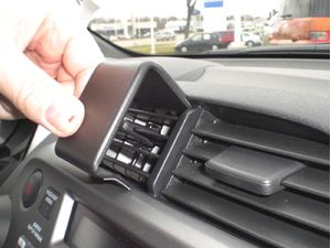 Brodit ProClip Halterung für Honda Fit 09-14/Jazz 09-14, mittig