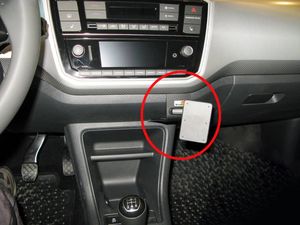 Brodit Монтажна скоба ProClip за Skoda Citigo/Volkswagen UP/Seat Mii 17-22, център дясно надолу