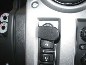 Brodit ProClip montážní konzole pro Hummer H2 03-07, na střed