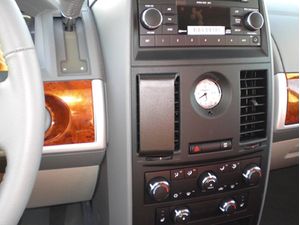 Brodit ProClip tartókonzol Chrysler Town & Country 08-11 (Grand Voyager 08-11), központ