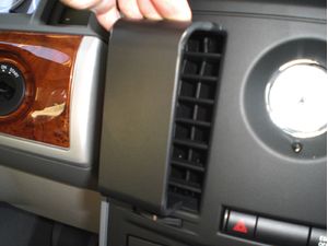 Brodit ProClip tartókonzol Chrysler Town & Country 08-11 (Grand Voyager 08-11), központ