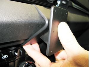 Brodit ProClip montážní konzole pro Škoda Karoq 18-24, na střed