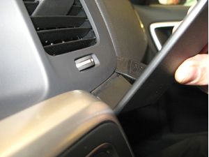 Brodit ProClip montážní konzole pro Volvo S60/V60 11-18, na střed
