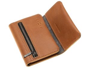 FIXED Smile Portofel triplu din piele cu tracker inteligent FIXED Smile PRO, maro