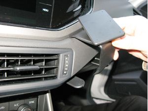 Brodit Suport de montare ProClip pentru Volkswagen Polo 18-22, centru dreapta