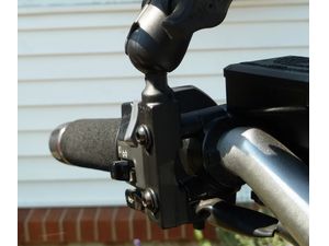 RAM Mounts Suport de motocicletă pentru manșonul manetei de frână/ambreiaj, cu știft de 1", RAM-B-309-1U