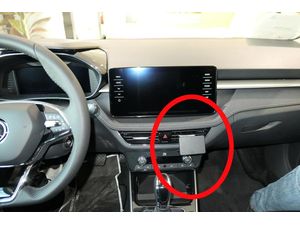 Brodit ProClip montážní konzole pro Škoda Fabia 22-24, na střed