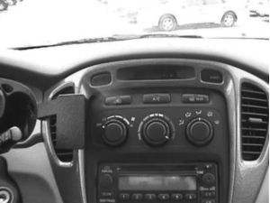 Brodit Suport de montare ProClip pentru Toyota Highlander 01-07, NU pentru modelele cu afișaj, pe centru