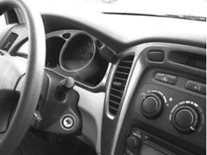 Brodit Suport de montare ProClip pentru Toyota Highlander 01-07, NU pentru modelele cu afișaj, pe centru
