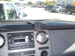 Brodit ProClip Ford Raptor 09-16/F 250/350/450/550/650/750/Excursion 11-16 (bez nawigacji), na środek