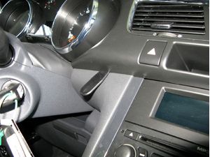 Brodit Suport de montare ProClip pentru Peugeot 3008 09-16, pe centru