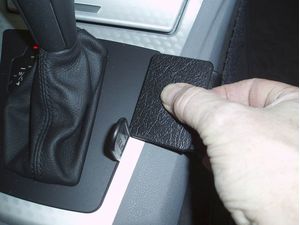 Brodit ProClip montážní konzole pro BMW X3 04-10 (jen automat), na střed vpravo dolů