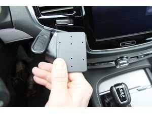Brodit Монтажна скоба ProClip за Volvo XC90 15-24, за центъра