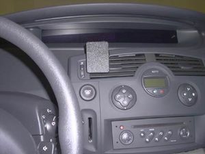 Brodit ProClip montážní konzole pro Renault Scenic 04-09, na střed vlevo