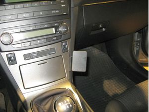 Brodit ProClip montážní konzole pro Toyota Avensis 09-15, na střed vpravo dolů