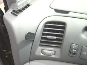 Brodit ProClip montážní konzole pro Toyota Previa 01-06, vlevo