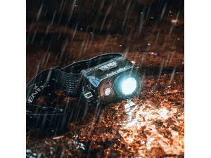 Fenix HL45R Lampă frontală reîncărcabilă cu focalizare