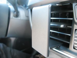 Brodit Suport de montare ProClip pentru Ford Focus 19-23/Kuga 20-23, pentru centru