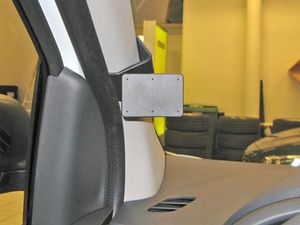 Brodit Монтажна скоба ProClip за Dacia Lodgy/Dokker 14-21, отляво на колоната