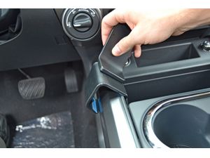 Brodit ProClip montážní konzole pro Nissan Titan 16-23 USA, na střed vlevo dolů