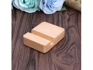 Dřevěný stojánek na mobilní telefon