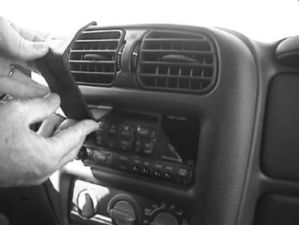 Brodit Монтажна скоба ProClip за Chevrolet Blazer S10 98-05/Pickup S10 98-04, за център