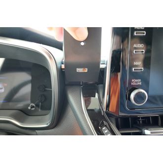 Brodit ProClip за Toyota Corolla 19-23/Suzuki Swace 21-24 (не за стерео JBL), в средата